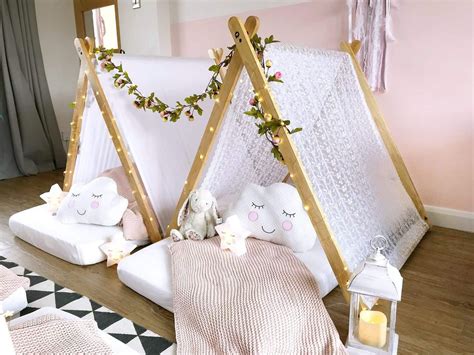 How To Host A Magical Teepee Sleepover Party Pinkscharming Teepee