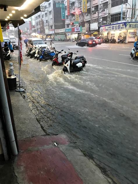 雨彈轟炸！嘉義市時雨量破百毫米 民雄、中埔也淹水 自由電子報 Line Today