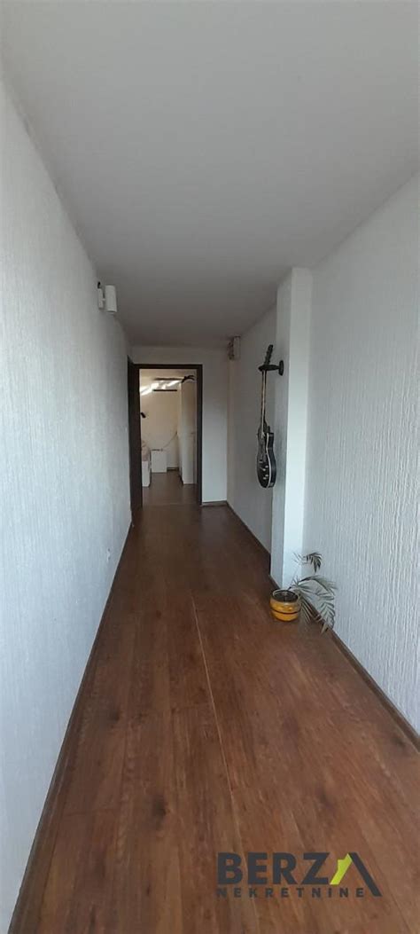 Prodaja Kuće Novi Sad Veternik 240 M2 3000223