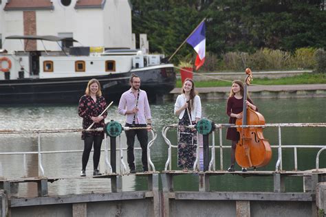 Poema au delà du rivage Le Théâtre d Auxerre