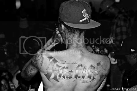 bedbifulmeds: wiz khalifa tattoos on his back