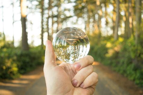 9 Tips For Unique And Mesmerising Crystal Ball Photography