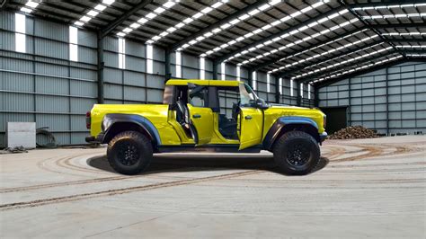 Ford Bronco Raptor Cgi Pickup Truck Seems Ready For A Jeep