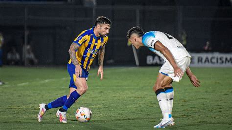 Popular Luque O Cae Ante Racing Y Cierra Una Semana Negra Para Los