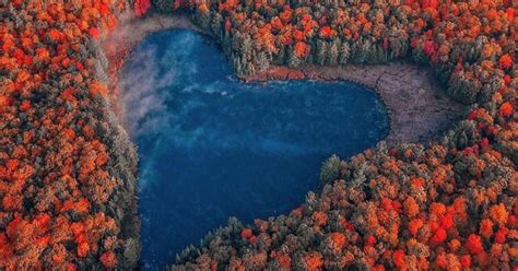 This heart-shaped lake in Ontario is warning Instagrammers not to visit