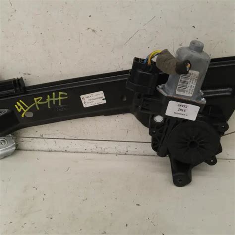 Ford Ecosport Right Front Window Reg Motor Bk Bl