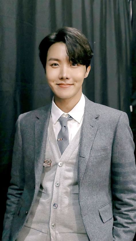 Pin de Bangtan Sonyeondan slow en Jung Ho Seok 정호석 J HOPE