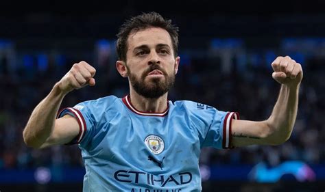 Transfer Why I Decided To Stay At Man City Bernardo Silva Daily