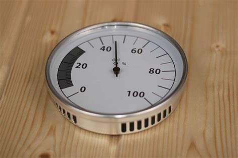 Hygrometer mit Metallgehäuse von Karibu im Angebot – Aktuelle Preise ...