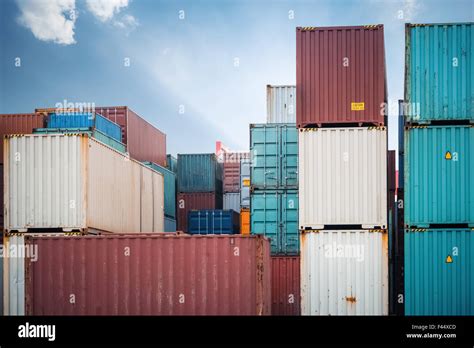 Cargo Containers Hi Res Stock Photography And Images Alamy