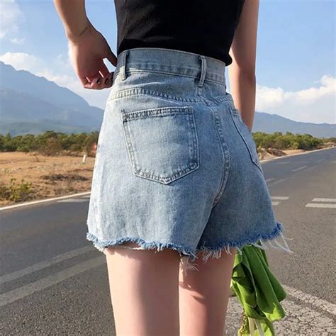 Feynzz Fashion New Summer Women High Waist Button Wigh Leg Jeans Shorts