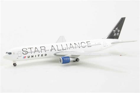 Boeing United Airlines Star Alliance N Ua Herpa