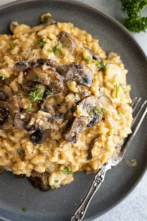 Easy Mushroom Risotto - Countryside Cravings