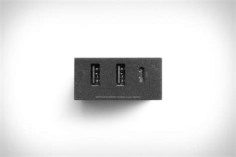 Native Union Smart Hub Wall Charger Uncrate