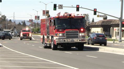 Fremont Fire Dept Engine 51 And Battalion 6 Responding Youtube