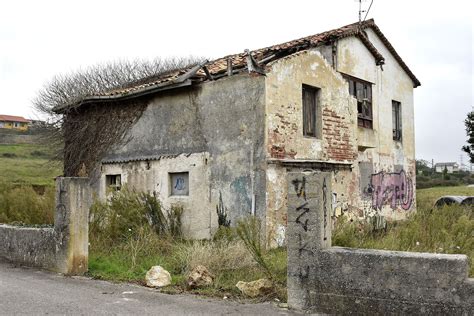 Declarada En Ruina Una Casa Abandonada En Camarreal Building Sims