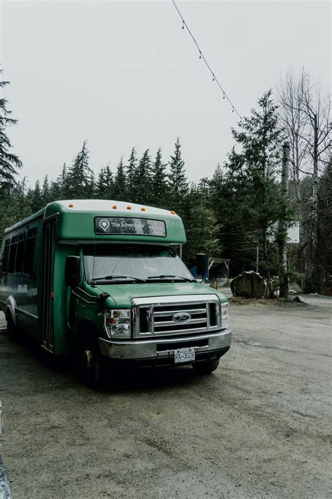 green bus      green bus stock  hd images