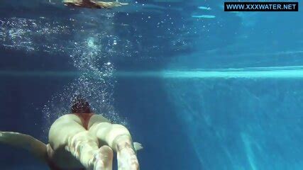 Kittina Ivory Hot Naked Swimming In The Pool