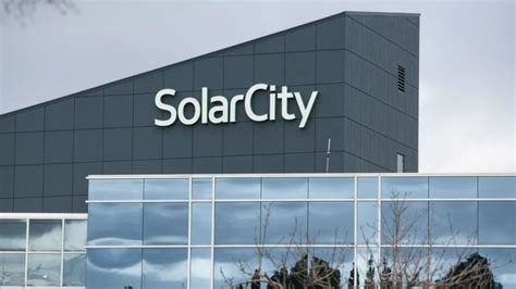 Tesla Solarcity Solar Roof Will Open Up A Whole New Market Solarcity Ceo Expects Big 2017