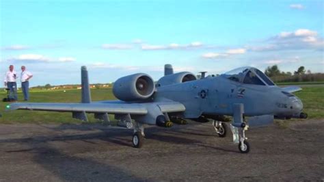 Huge Rc A 10 Warthog Turbine Powered Super Scale Airplane