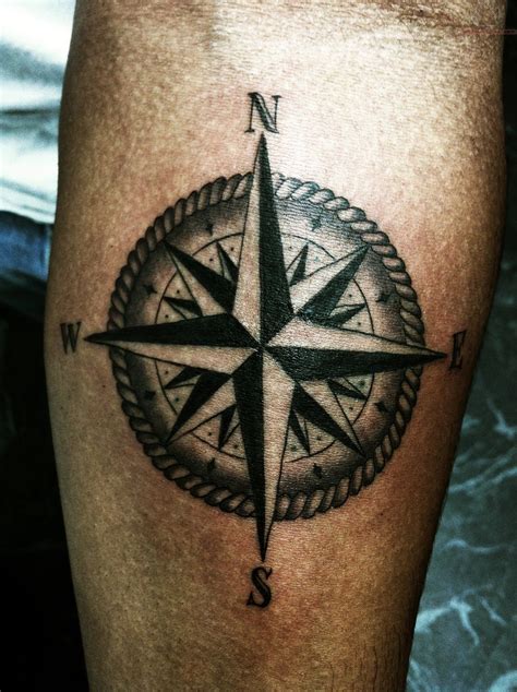 compass Tatuagem de bússola Desenhos para tatuagem feminina