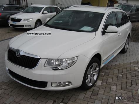 Skoda Superb Combi Tdi Cr Dpf Confort Car Photo And Specs