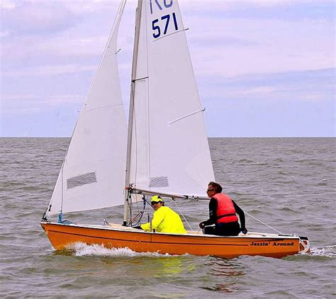 Single Handed Sailing Dinghy Gull Hartley Boats Instructional