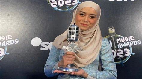 Lesti Kejora Borong 4 Piala Di Ajang Penganugerahan SCTV Music Awards