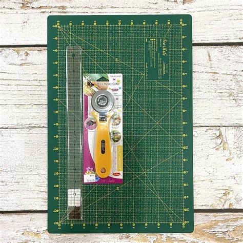 Quilting Cutting Mat Ruler Cutter Set