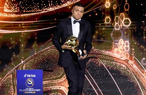 Kylian Mbappé se lleva el premio al Mejor jugador y Cristiano Ronaldo