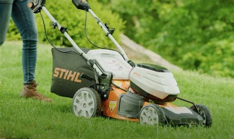 Stihl RMA 510 V Self Propelled Lawn Mower Pro Tool Reviews