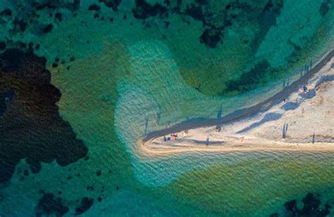 Desde Naxos Excursión Privada en Barco para Descubrir la Isla de