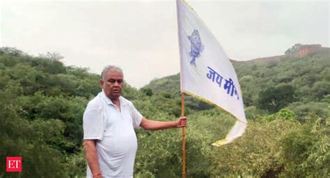 Jaipur Bjp Mp Kirori Lal Arrested After Hoisting Flag Of Meena Community On Part Of Amagarh