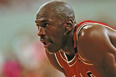 Sepatu Legendaris Michael Jordan Bakal Dilelang Harganya Bisa Untuk