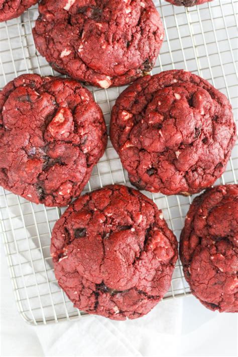 Chunky Cookie Recipe Giant Cookie Recipes Cookie Recipies Red Velvet