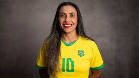 Duda Sele O Brasileira De Futebol Feminino Olimp Ada De Descubra