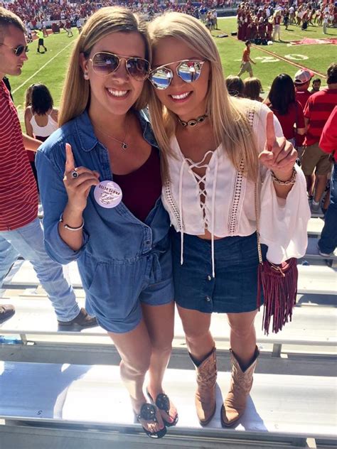 Cute Game Day Outfit Ideas