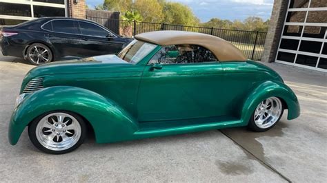 1937 Ford Custom Roadster At Dallas 2022 As S168 Mecum Auctions