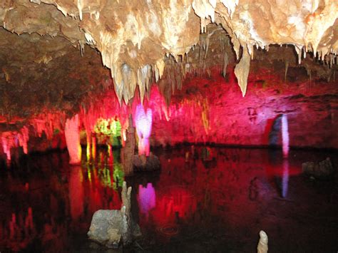 Meramec Caverns in Missouri | Places ive been, Painting, Places