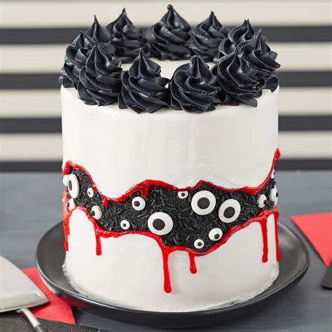 25 Scary Good Halloween Cake Ideas Wilton S Baking Blog Homemade Cake And Other Baking Recipes