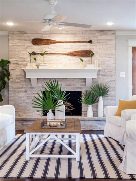 13 Coastal Cool Living Rooms Hgtvs Decorating And Design Blog Hgtv