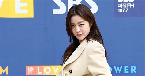 강소라 뒤태가 자신있어요~ 엑s Hd포토