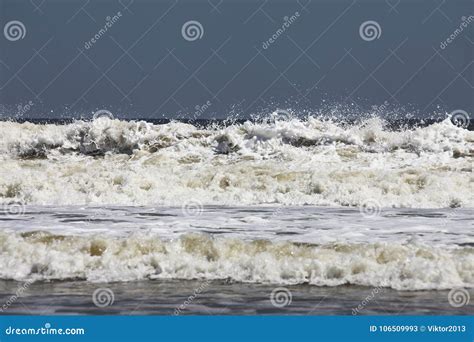 Ocean Foam Waves Stock Image Image Of Summer Clear 106509993