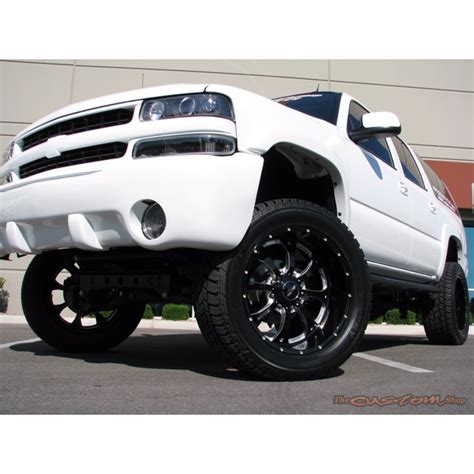 2004 White Chevy Suburban Chevy Suv Trucks Gmc Trucks