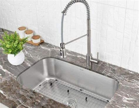 The Best Stainless Steel Sinks for Your Kitchen