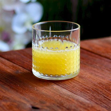 Buck's Fizz Recipe - Mimosa Vs. Buck's Fizz - Vintage American Cocktails