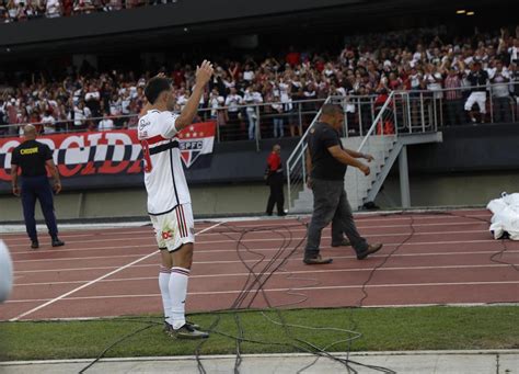 Santos Se Torna Maior V Tima De Calleri Pelo S O Paulo E Argentino Se