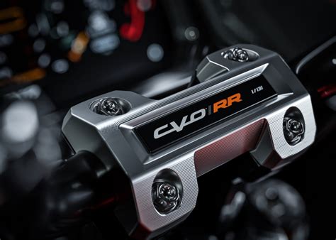 Harley Davidson S Mack Daddy Race Bagger The Road Glide CVO RR Hot Bike Magazine