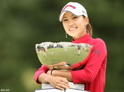 上田桃子が逆転で今季2勝目を飾る！ ゴルフ総合サイト Alba Net