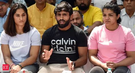 Wrestlers Protest Players Say Will Immerse Medals In Ganga And Fast